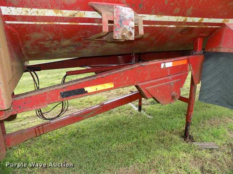 image for item DB8615 1995 Western Construction Components end dump trailer