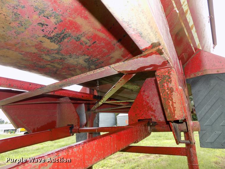 image for item DB8615 1995 Western Construction Components end dump trailer