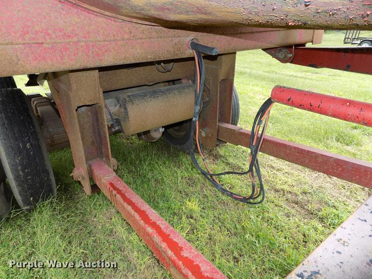 image for item DB8615 1995 Western Construction Components end dump trailer