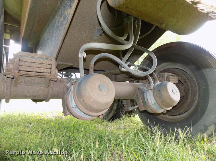 image for item DB8615 1995 Western Construction Components end dump trailer