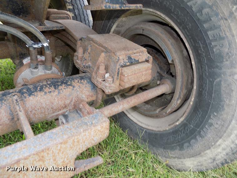 image for item DB8615 1995 Western Construction Components end dump trailer