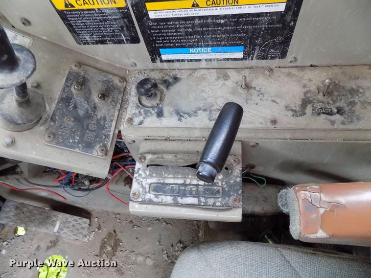 image for item DB8617 1994 Oshkosh S2146 ready mix truck