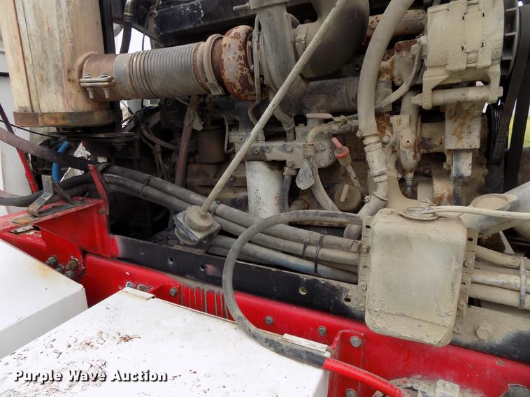 image for item DB8617 1994 Oshkosh S2146 ready mix truck