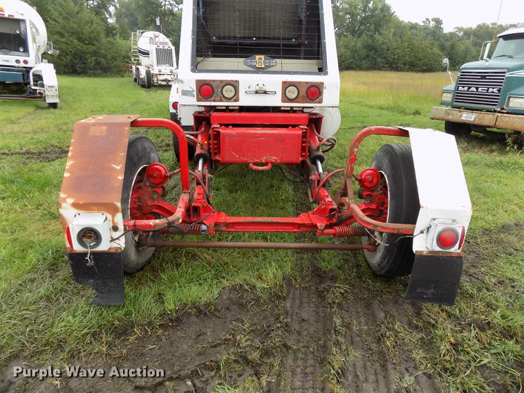 image for item DB8617 1994 Oshkosh S2146 ready mix truck