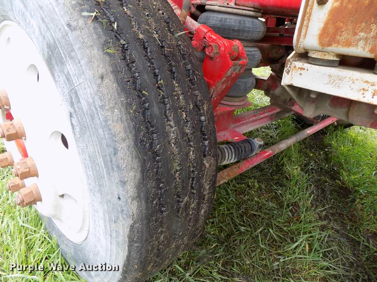 image for item DB8617 1994 Oshkosh S2146 ready mix truck