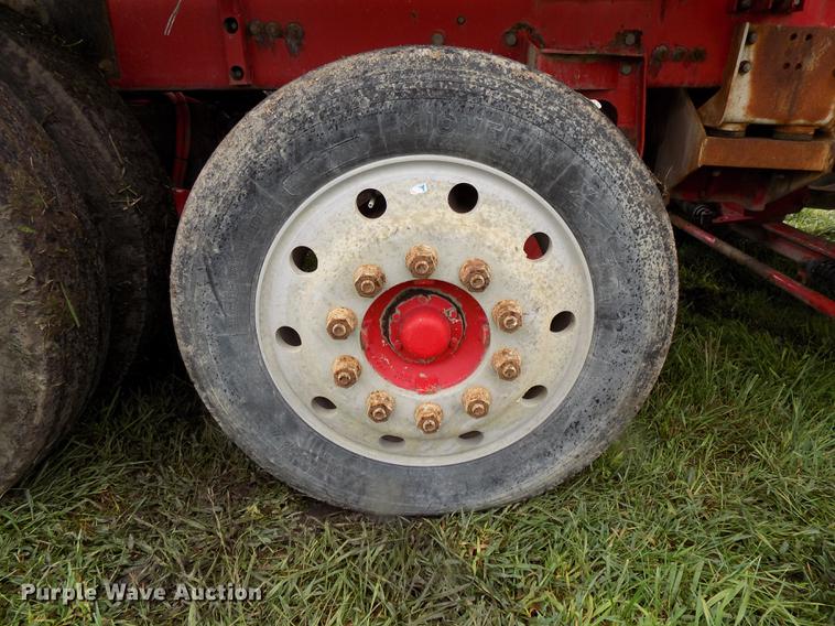 image for item DB8617 1994 Oshkosh S2146 ready mix truck