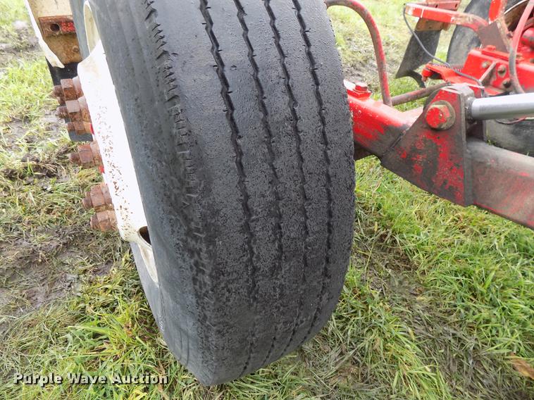 image for item DB8617 1994 Oshkosh S2146 ready mix truck