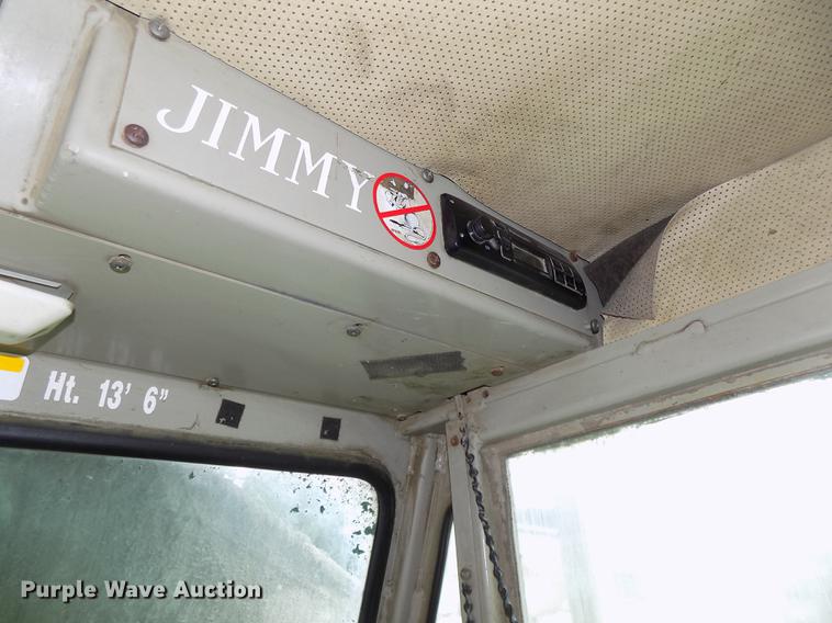 image for item DB8618 1996 Oshkosh S2146 ready mix truck