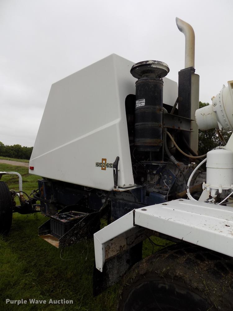 image for item DB8618 1996 Oshkosh S2146 ready mix truck