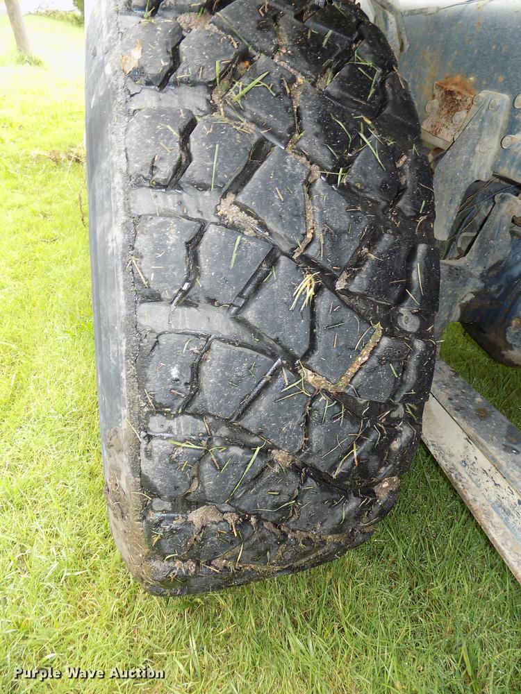 image for item DB8618 1996 Oshkosh S2146 ready mix truck