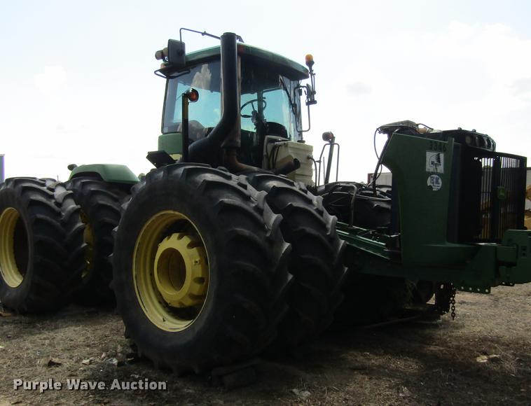 image for item DC0046 2005 John Deere 9520 4WD tractor