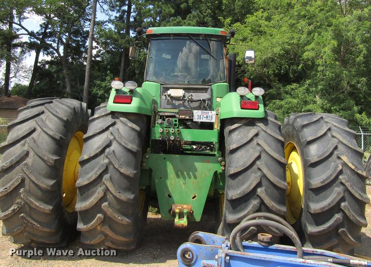 image for item DC0046 2005 John Deere 9520 4WD tractor