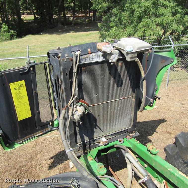 image for item DC0046 2005 John Deere 9520 4WD tractor