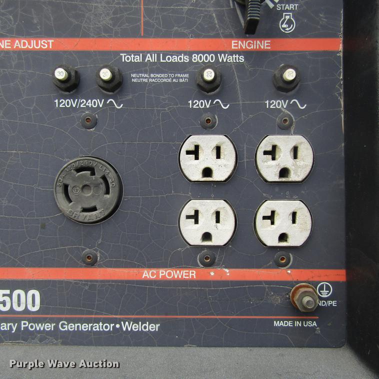 image for item DC0048 1998 International 4900 service truck with crane