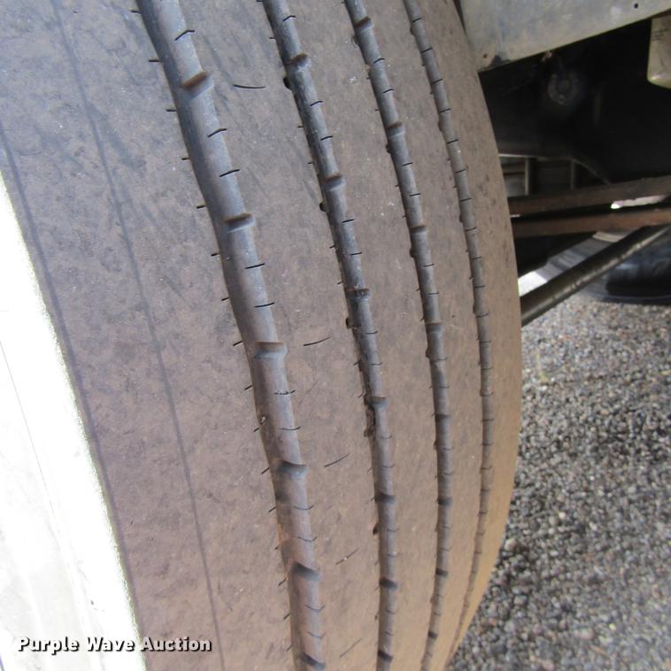 image for item DC0049 2007 GMC C6500 service truck with crane