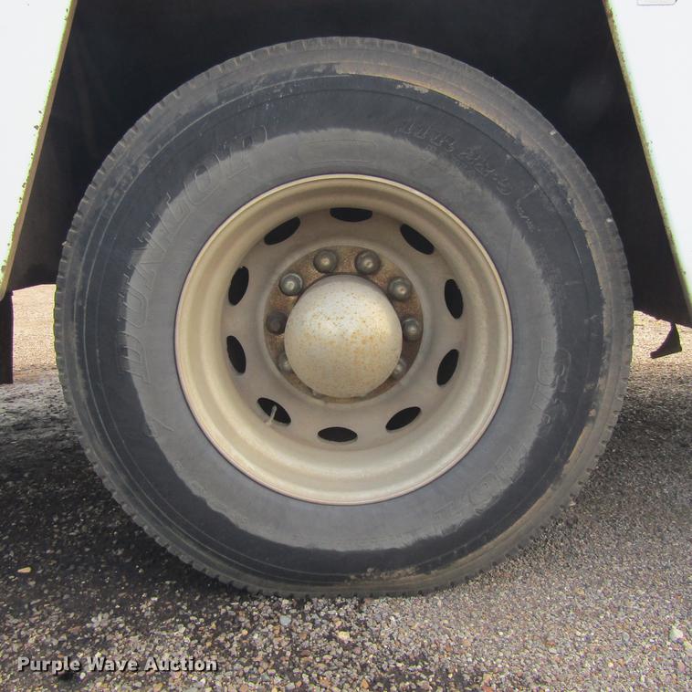 image for item DC0049 2007 GMC C6500 service truck with crane