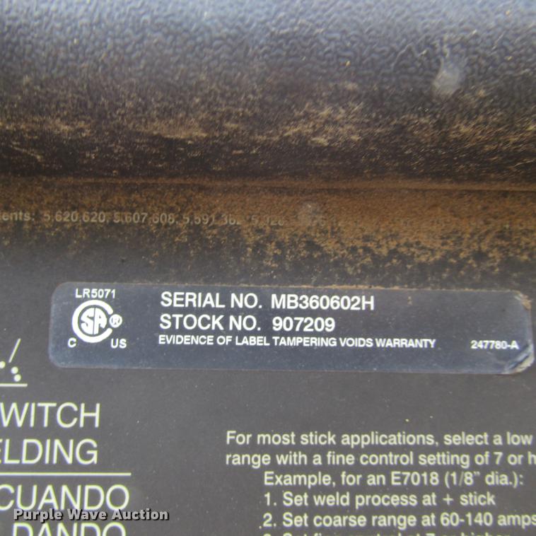 image for item DC0049 2007 GMC C6500 service truck with crane