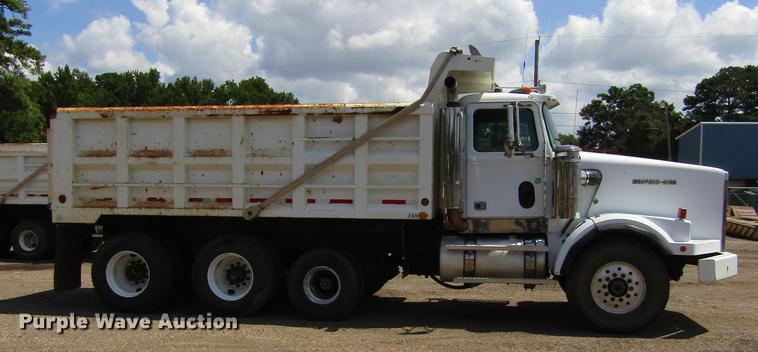 image for item DC0050 1995 Western Star 4900 dump truck