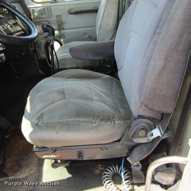 image for item DC0050 1995 Western Star 4900 dump truck