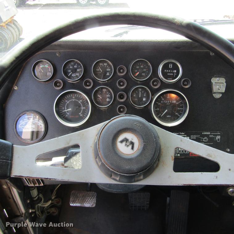 image for item DC0050 1995 Western Star 4900 dump truck