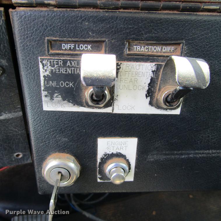 image for item DC0050 1995 Western Star 4900 dump truck