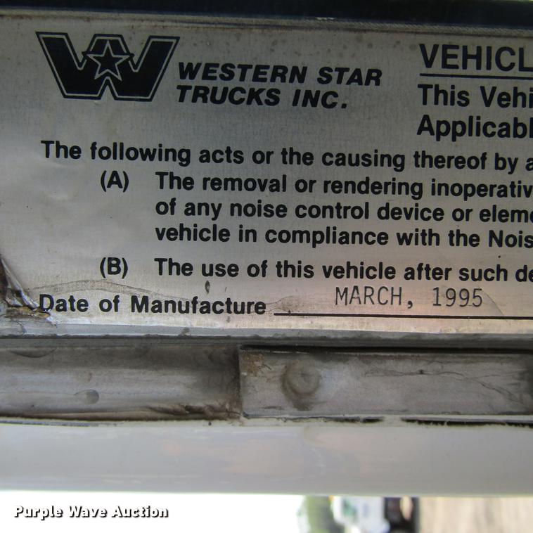 image for item DC0050 1995 Western Star 4900 dump truck
