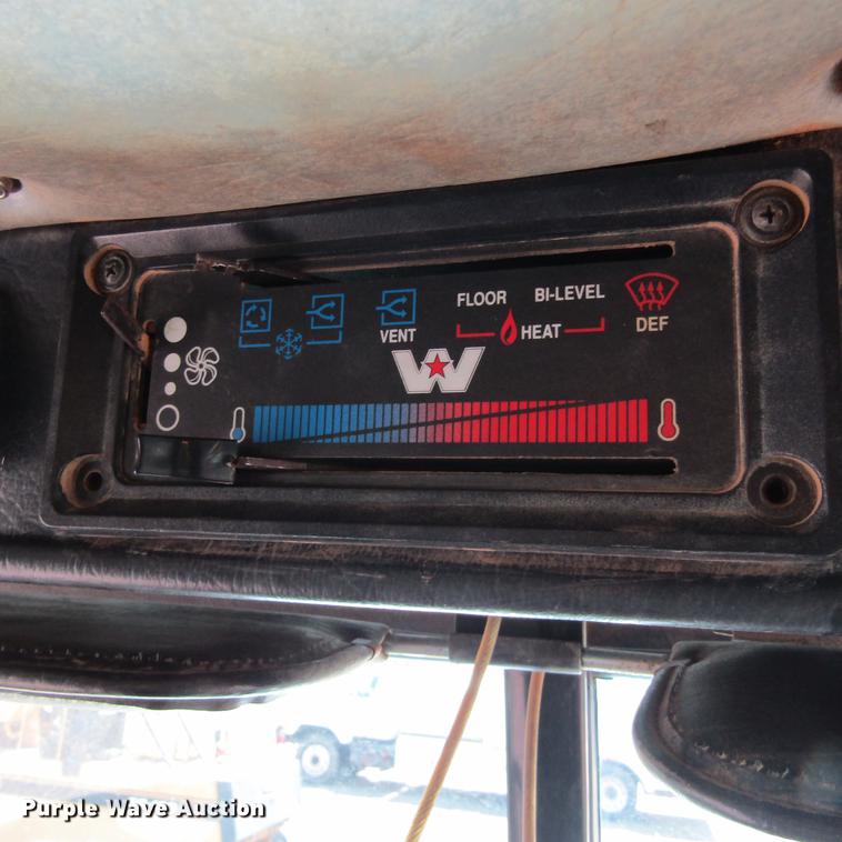 image for item DC0050 1995 Western Star 4900 dump truck