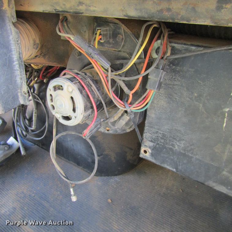 image for item DC0050 1995 Western Star 4900 dump truck