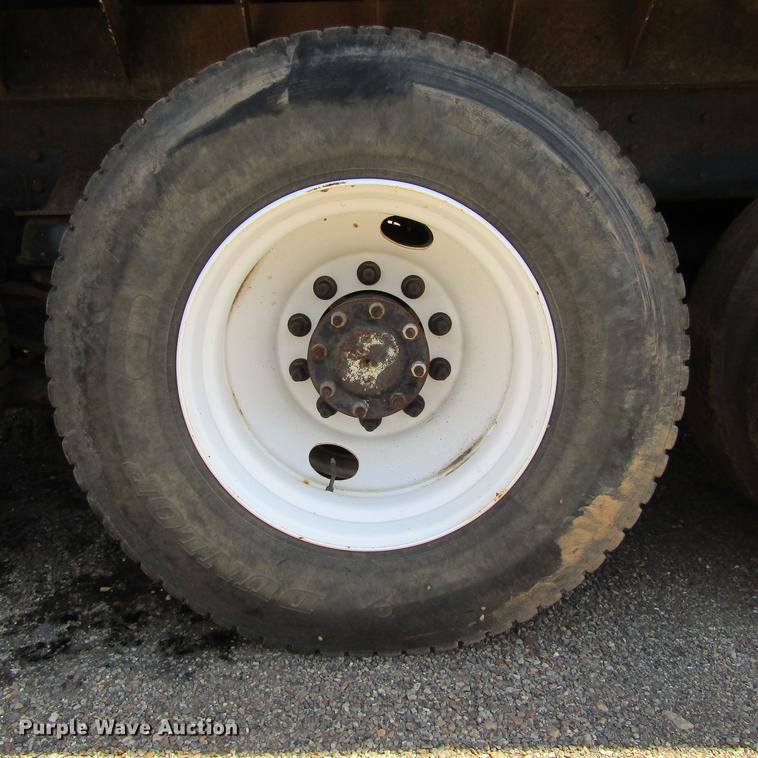 image for item DC0050 1995 Western Star 4900 dump truck