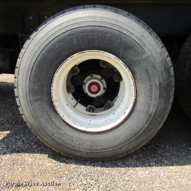 image for item DC0050 1995 Western Star 4900 dump truck