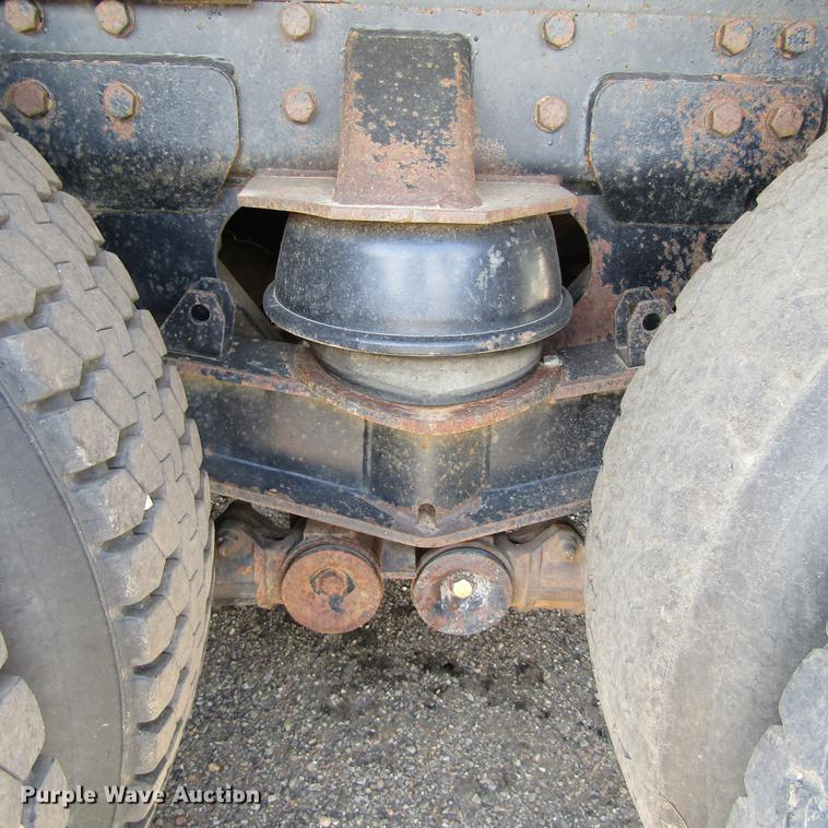 image for item DC0050 1995 Western Star 4900 dump truck