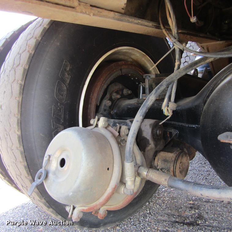 image for item DC0050 1995 Western Star 4900 dump truck