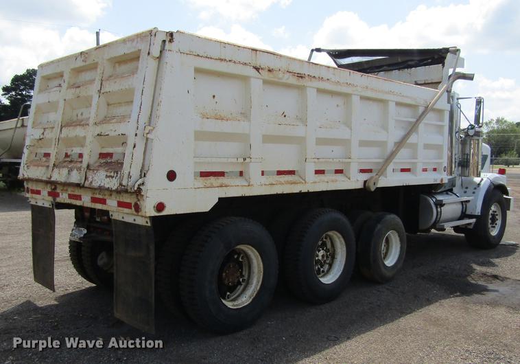 image for item DC0051 1994 Western Star 4964S dump truck