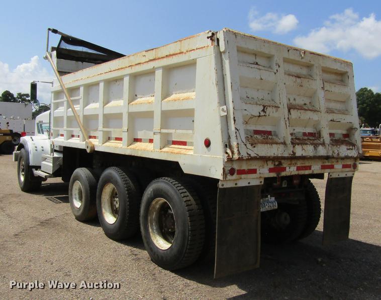 image for item DC0051 1994 Western Star 4964S dump truck
