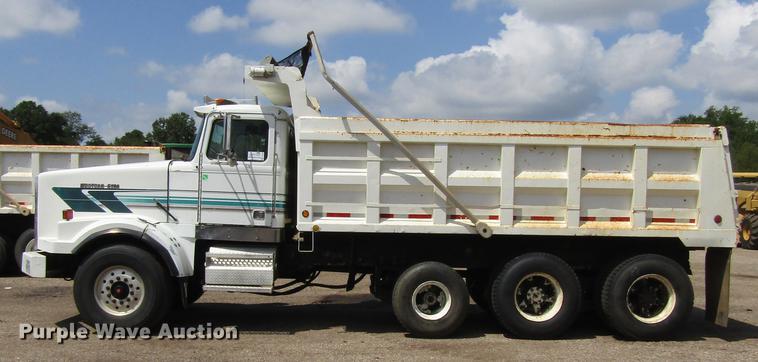 image for item DC0051 1994 Western Star 4964S dump truck