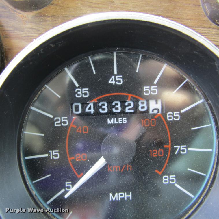 image for item DC0051 1994 Western Star 4964S dump truck