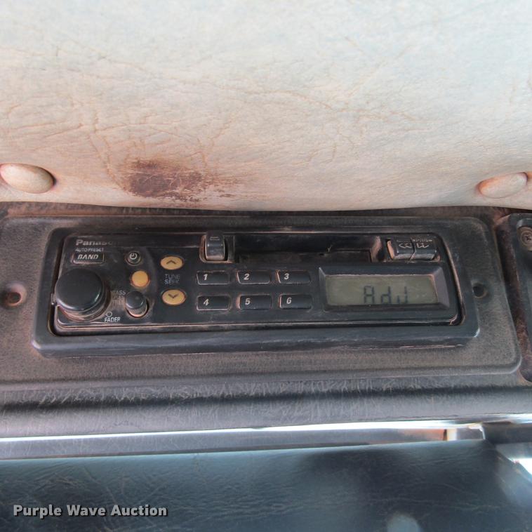 image for item DC0051 1994 Western Star 4964S dump truck