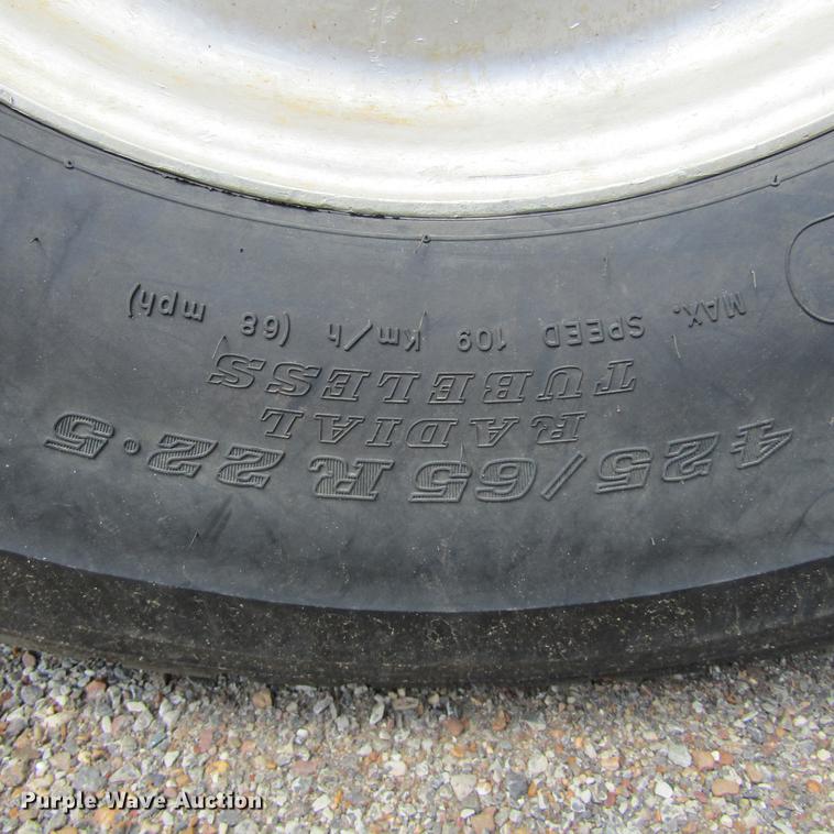 image for item DC0051 1994 Western Star 4964S dump truck