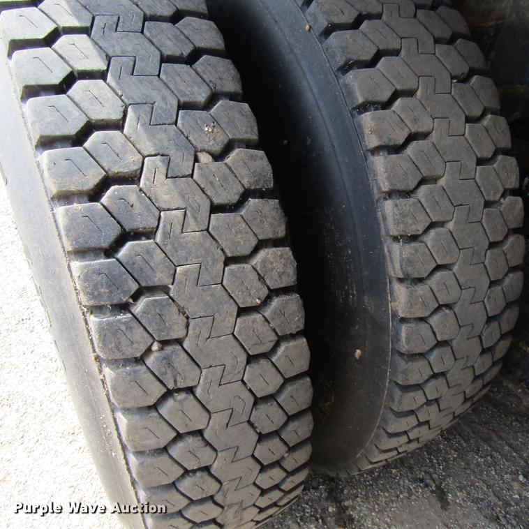 image for item DC0051 1994 Western Star 4964S dump truck