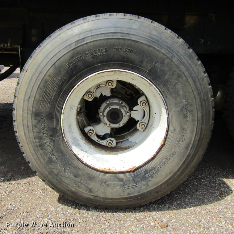 image for item DC0051 1994 Western Star 4964S dump truck