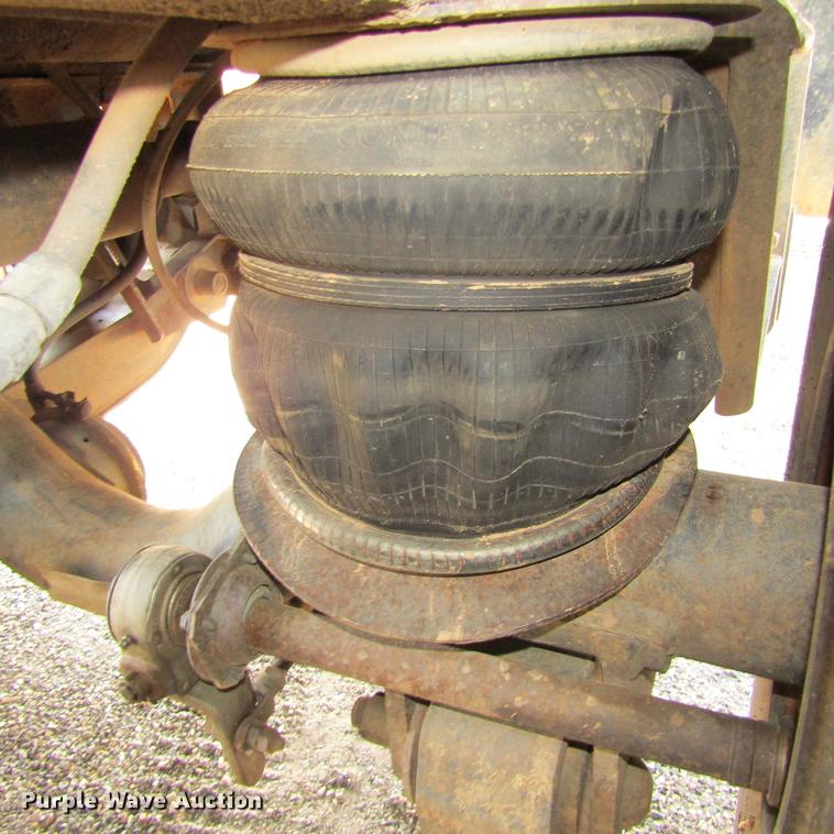 image for item DC0051 1994 Western Star 4964S dump truck