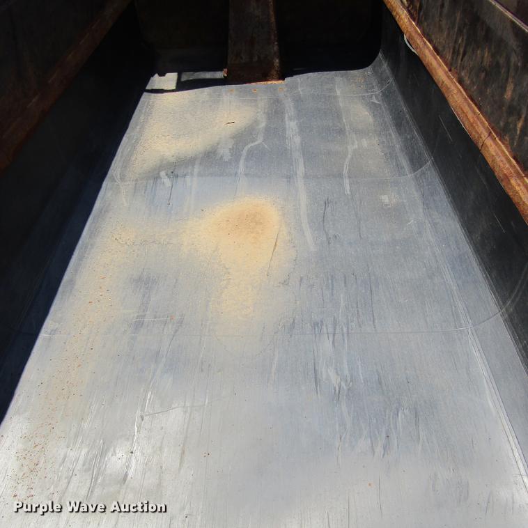 image for item DC0051 1994 Western Star 4964S dump truck