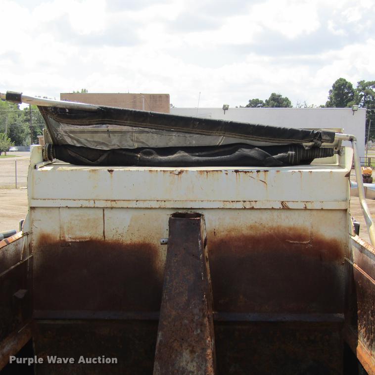 image for item DC0051 1994 Western Star 4964S dump truck