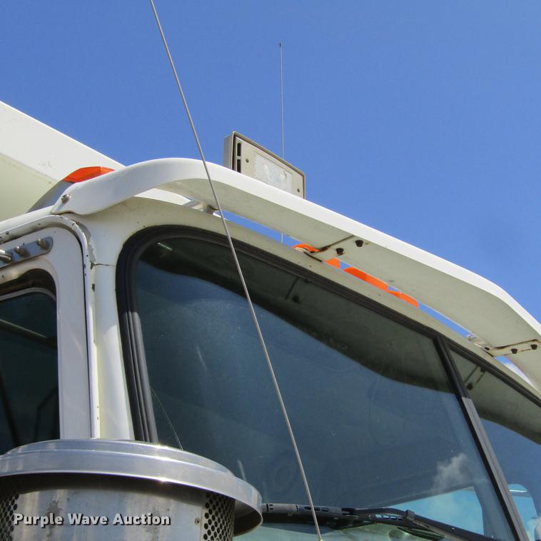 image for item DC0051 1994 Western Star 4964S dump truck