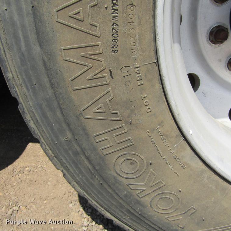 image for item DC0052 1994 International 2654 service truck