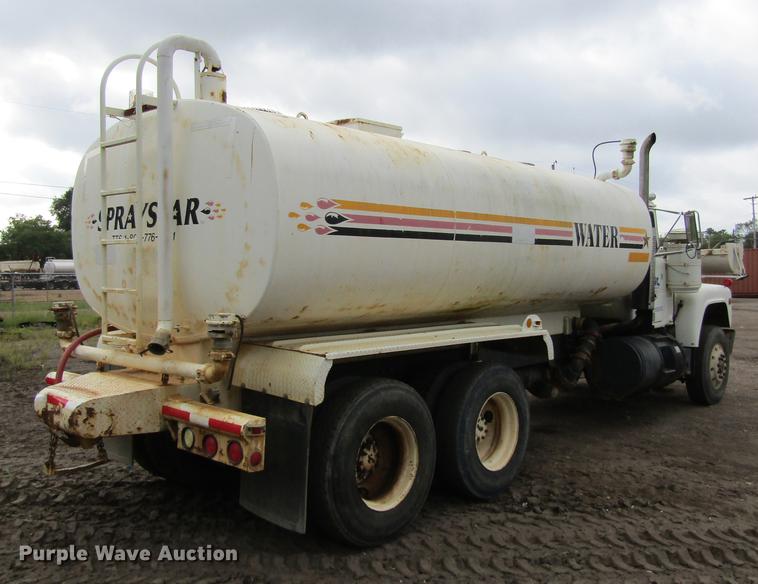 image for item DC0053 1982 Mack RD688S tank truck