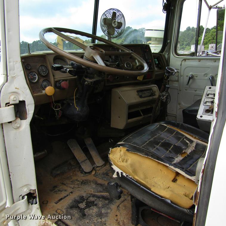 image for item DC0053 1982 Mack RD688S tank truck