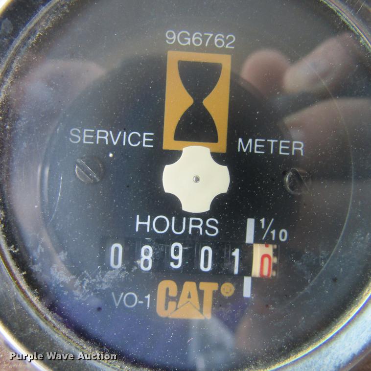 image for item DC0053 1982 Mack RD688S tank truck