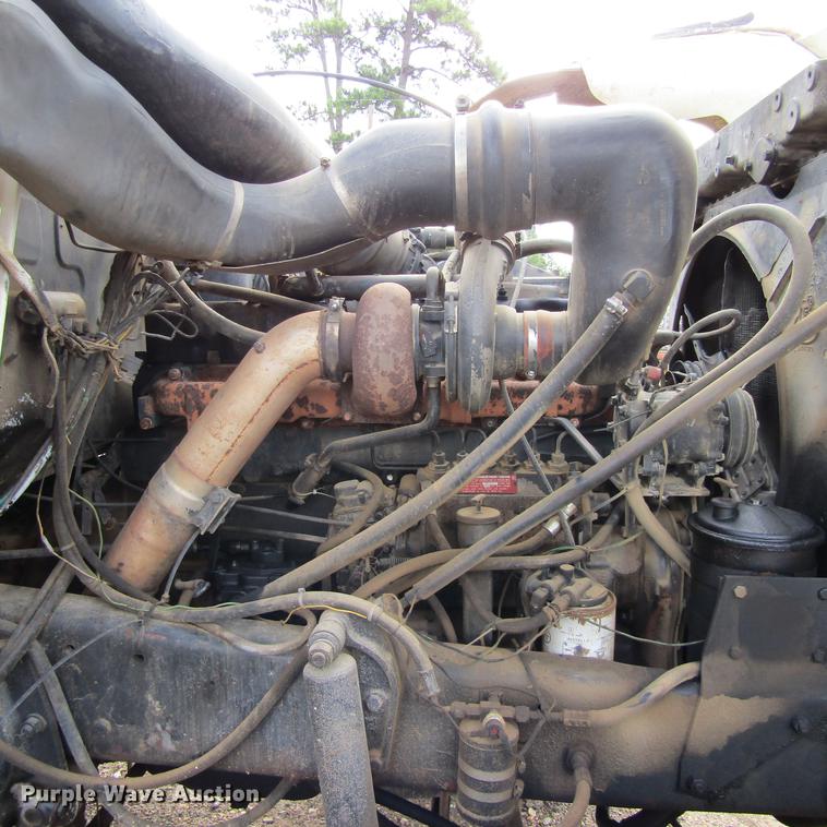 image for item DC0053 1982 Mack RD688S tank truck