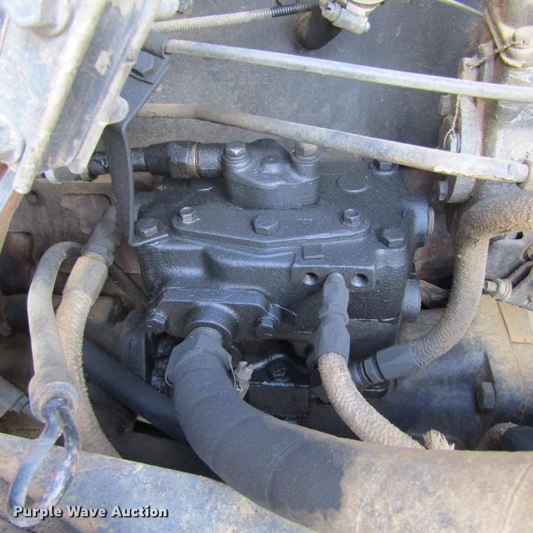 image for item DC0053 1982 Mack RD688S tank truck